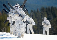 Komandolar Sarıkamış’ta Kış Eğitiminde Disiplin Sergiliyor