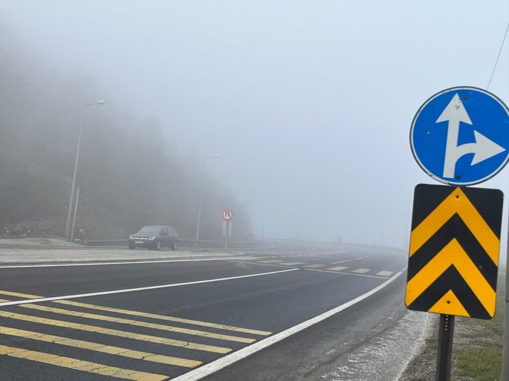 Bolu Dağı’nda sis etkili oldu