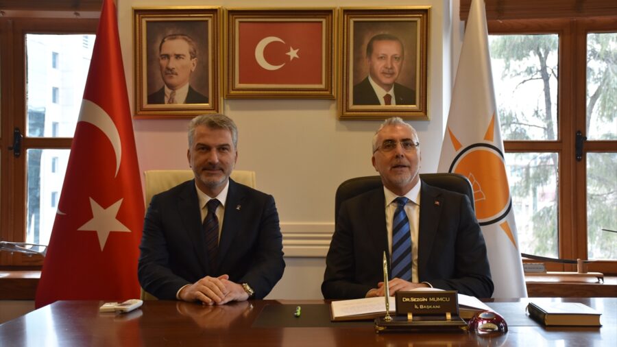 Çalışma ve Sosyal Güvenlik Bakanı Işıkhan, Trabzon’da ziyaretlerde bulundu