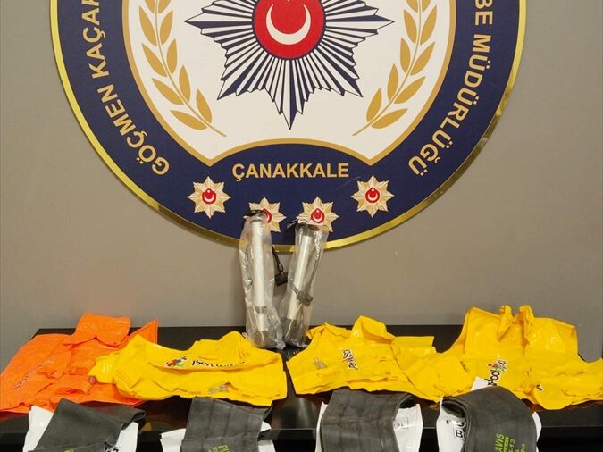 Çanakkale’de 23 düzensiz göçmen yakalandı