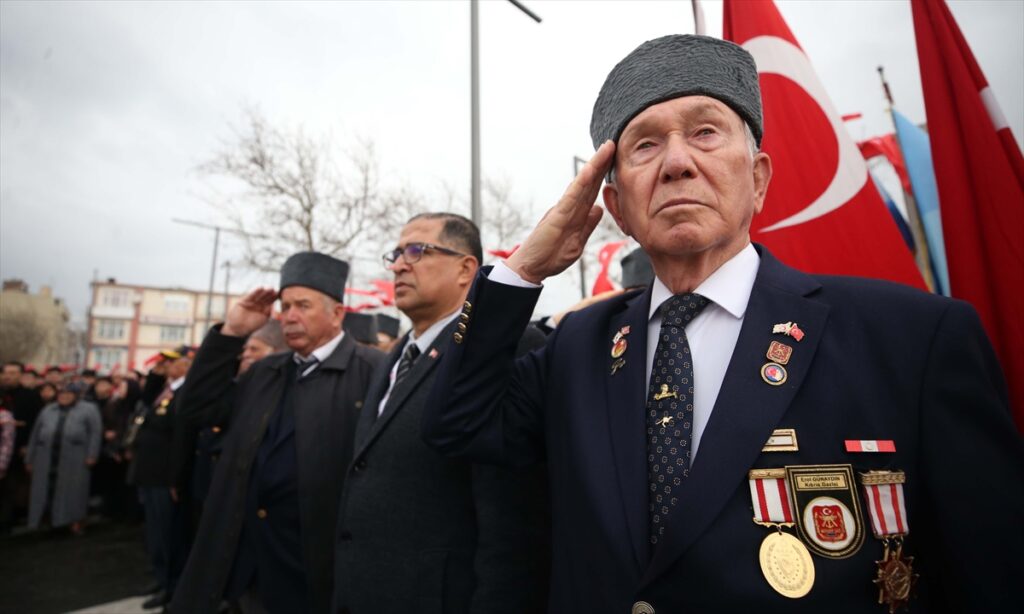 Çanakkale’de Deniz Zaferi’nin 111. yıl dönümü törenleri başladı