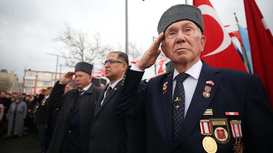 Çanakkale’de Deniz Zaferi’nin 111. yıl dönümü törenleri başladı