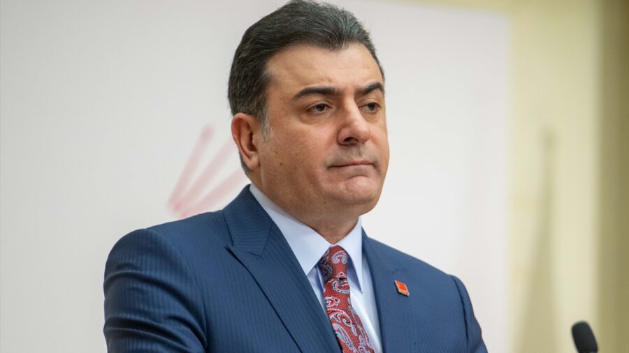 CHP Sözcüsü Emre, basın toplantısı düzenledi: