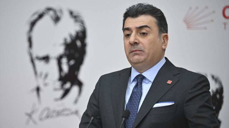 CHP Sözcüsü Emre, MYK gündemine ilişkin basın toplantısı düzenledi: