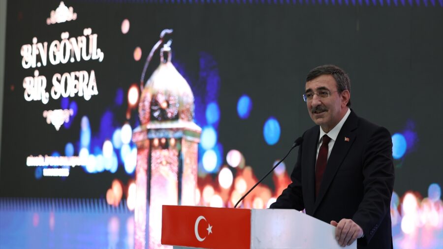 Cumhurbaşkanı Yardımcısı Yılmaz, Bingöl’de iftar programında konuştu: