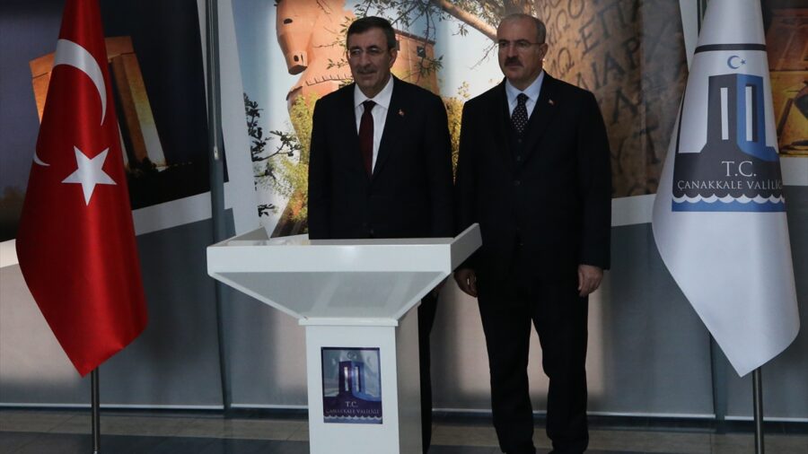 Cumhurbaşkanı Yardımcısı Yılmaz ve Bakan Göktaş Çanakkale Valiliği’ni ziyaret etti