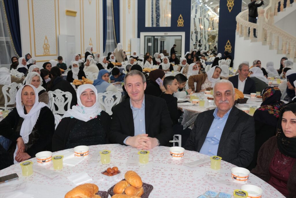 DEM Parti Eş Genel Başkanı Bakırhan, Şırnak’ta “Halk Buluşması”na katıldı: