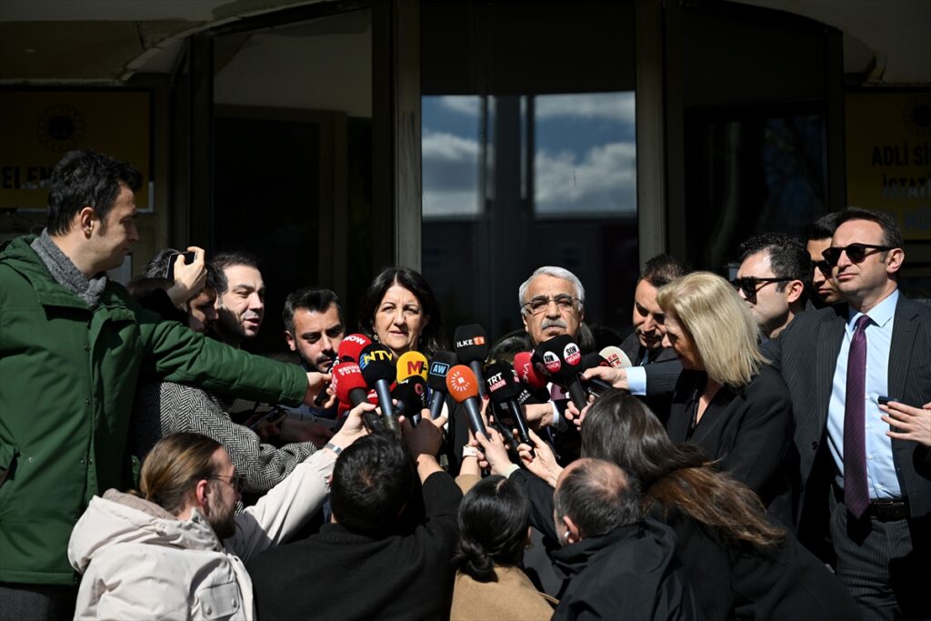 DEM Parti heyeti, Adalet Bakanı Gürlek ile görüştü