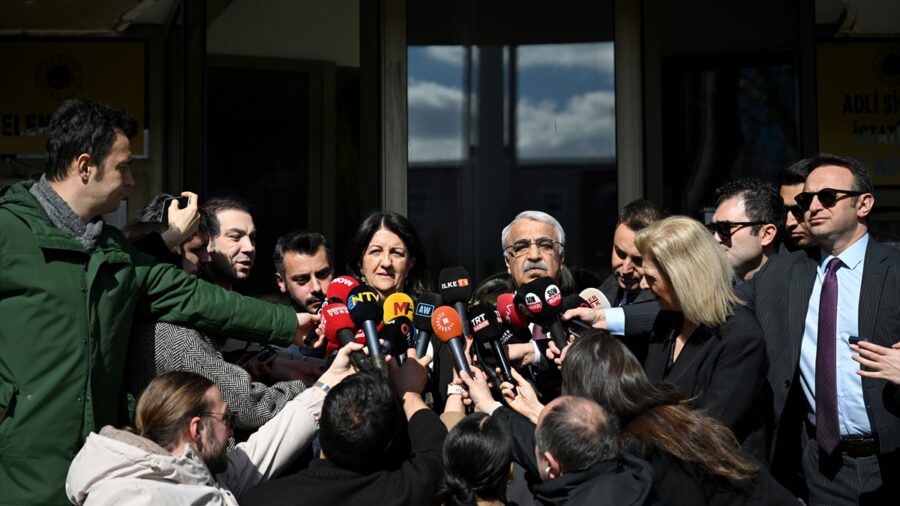 DEM Parti heyeti, Adalet Bakanı Gürlek ile görüştü