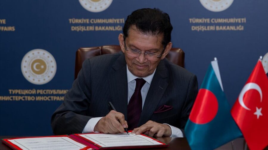 Dışişleri Bakanı Fidan, Bangladeşli mevkidaşı Rahman ile ortak basın toplantısında konuştu: (1)