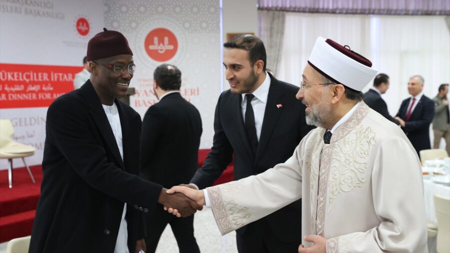 Diyanet İşleri Başkanı Arpaguş, İslam ülkelerinin büyükelçileriyle iftarda bir araya geldi: