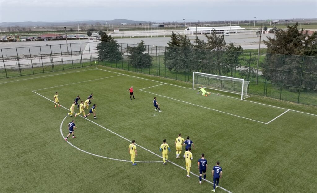 Edirne’de amatör futbol takımı tek penaltı atışı için 226 kilometre yol katetti