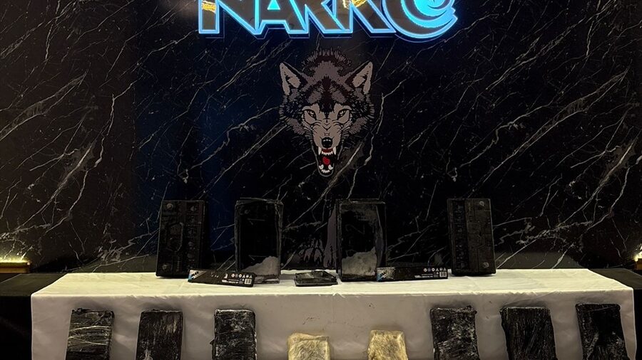 Edirne’de bir araçta 8 kilo 60 gram kokain ele geçirildi