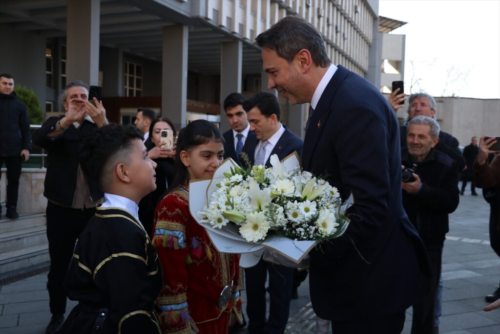 Enerji ve Tabii Kaynaklar Bakanı Bayraktar, Zonguldak’ta konuştu: