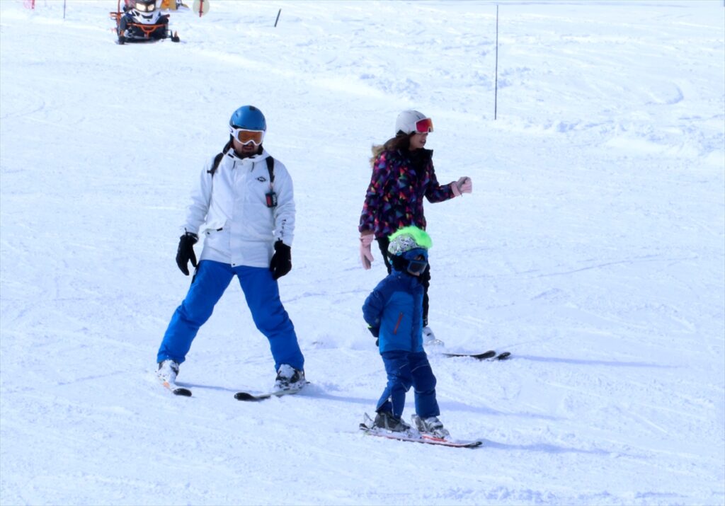 Erciyes’te hafta sonu yoğunluğu yaşanıyor
