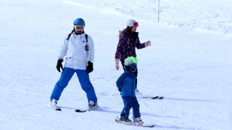 Erciyes’te hafta sonu yoğunluğu yaşanıyor