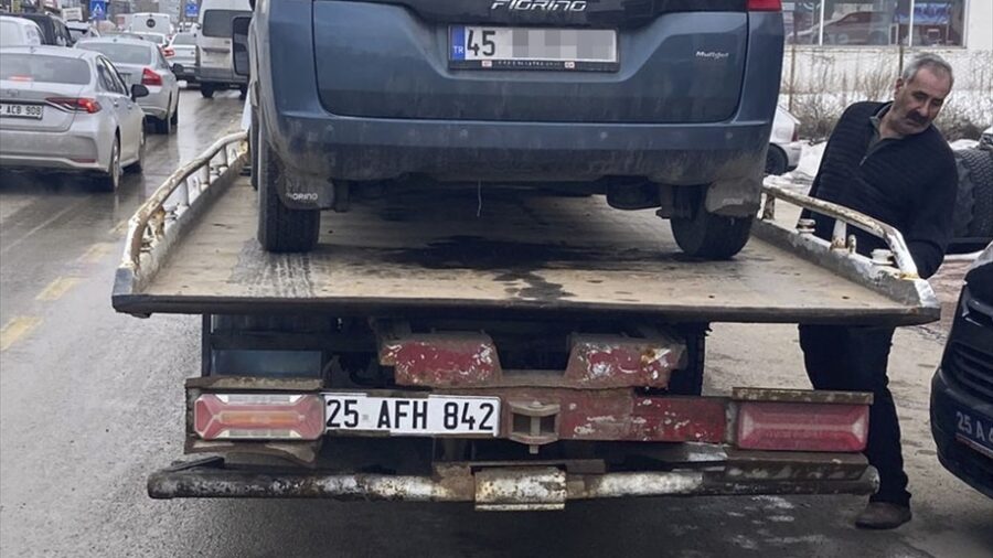 Erzurum’da polisin “dur ihtarına” uymayan sürücüye 200 bin lira ceza