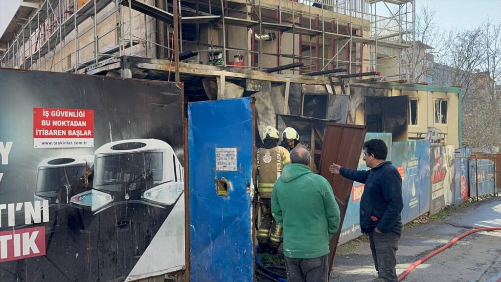 Esenler’de inşaat şantiyesindeki işçi konteyneri yandı