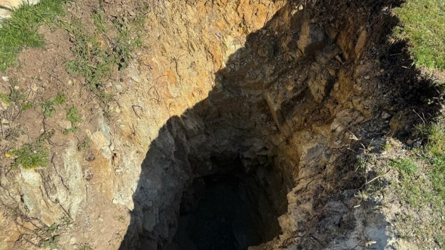 Eskişehir’de kaçak kazı yapan 3 kişi suçüstü yakalandı