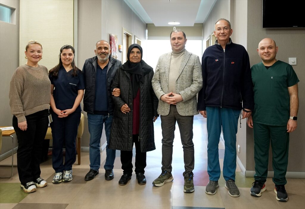 Evlatlarını ve sağlığını yitirdiği depremin üçüncü yılında eşinin bağışladığı böbrekle iyileşti