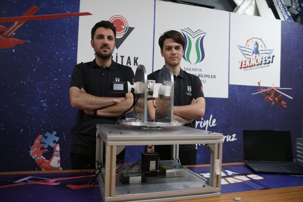 Geleceğin mühendisleri projelerini savunma sanayisi envanterine kazandırmak istiyor