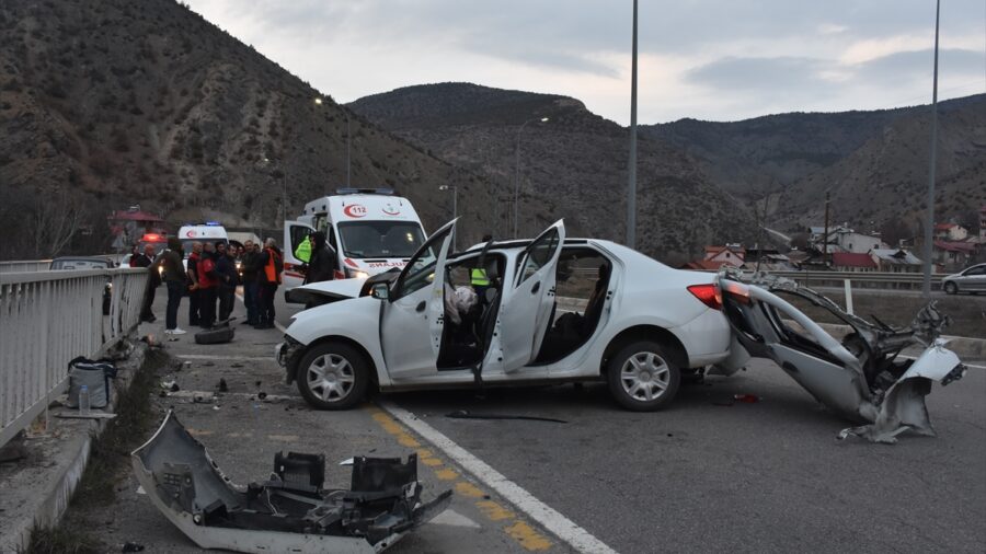 Gümüşhane’de trafik kazasında 3 kişi yaralandı