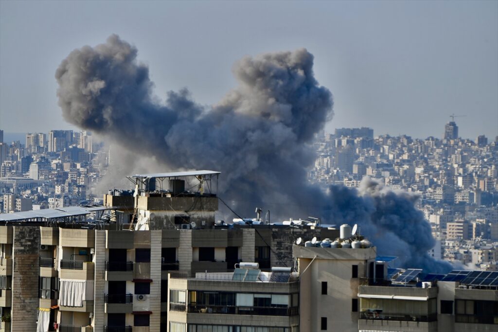 GÜNCELLEME – İsrail, Lübnan’ın başkenti Beyrut’taki Dahiye bölgesine hava saldırıları düzenledi
