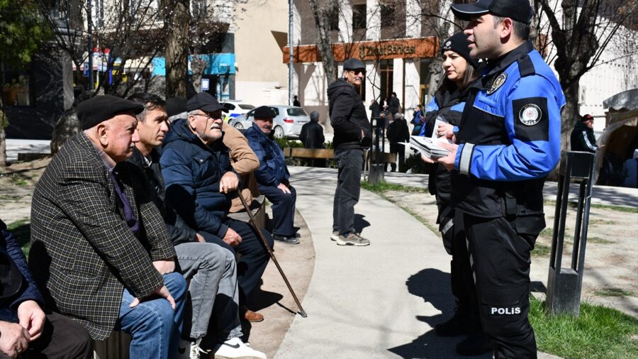 “Hesabınıza yanlışlıkla gelen parayı banka aracılığıyla geri gönderin” uyarısı