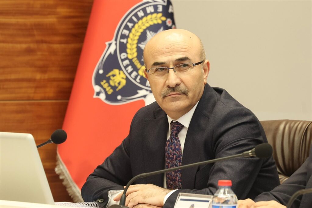 İçişleri Bakanı Çiftçi, Emniyet Genel Müdürlüğü KOM Başkanlığını ziyaret etti