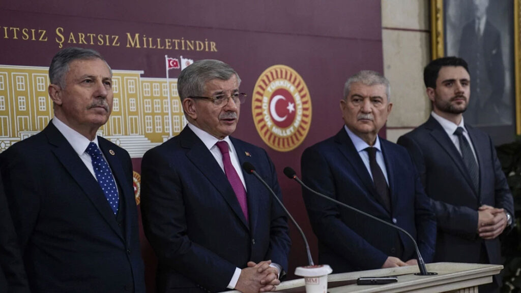 Davutoğlu: Küresel Savaşın Yansımaları Türkiye’yi Etkiliyor