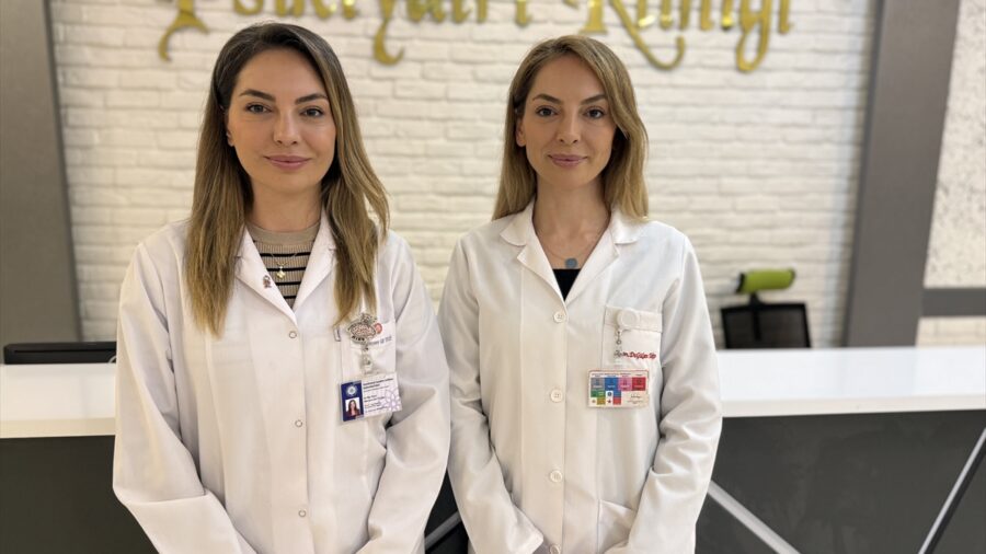 İkiz psikiyatristler 15 yıldır hastaları için hizmet veriyor