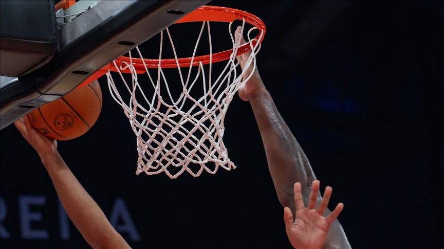 NBA’de Knicks, Spurs’ün 11 maçlık galibiyet serisine son verdi