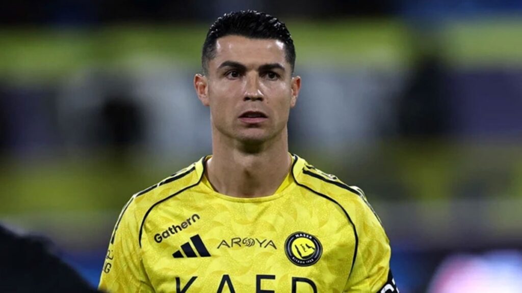 İran vurunca jetine atlayıp Riyad’dan kaçtı