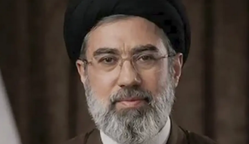 Amerikan basını: Mücteba Hamaney’in ayağında kırık, yüzünde kesikler var