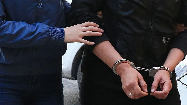 Aranan 16 şüpheli getirildi