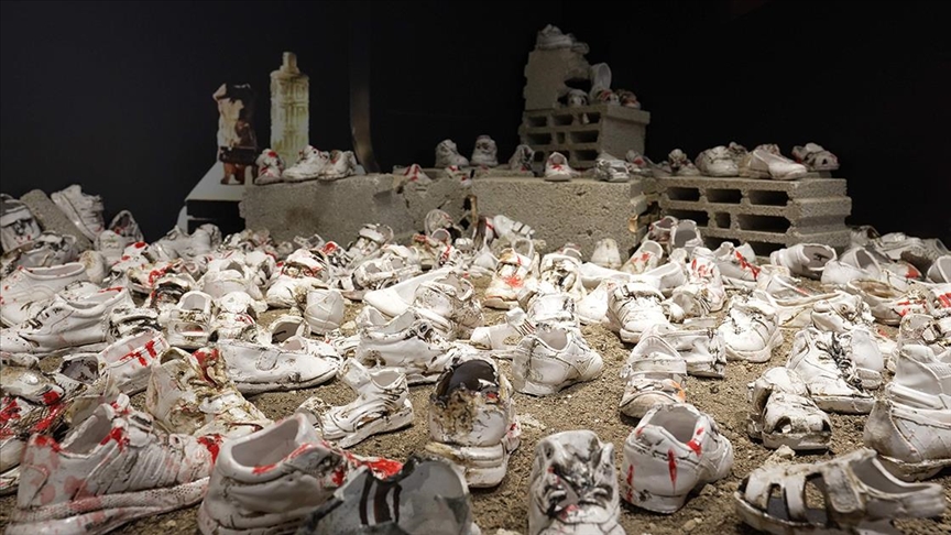 Kalyon Kültür’de “Sessiz Ayakkabılar” sergisi