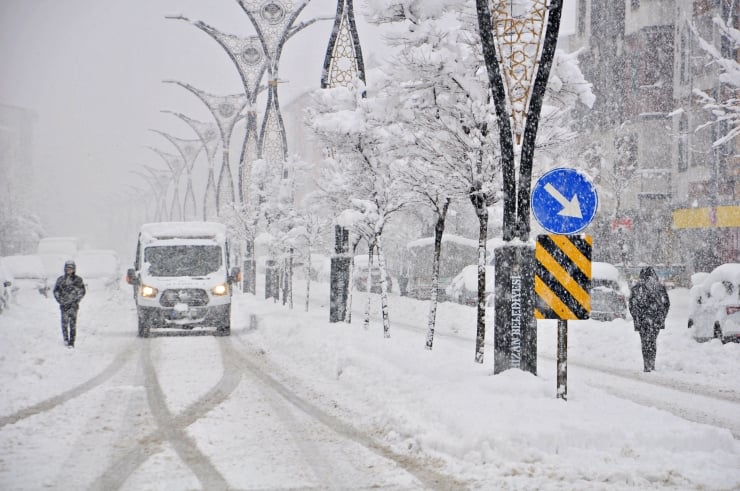 19 ilde yağış bekleniyor: Kuvvetli kar ve sağanak uyarısı