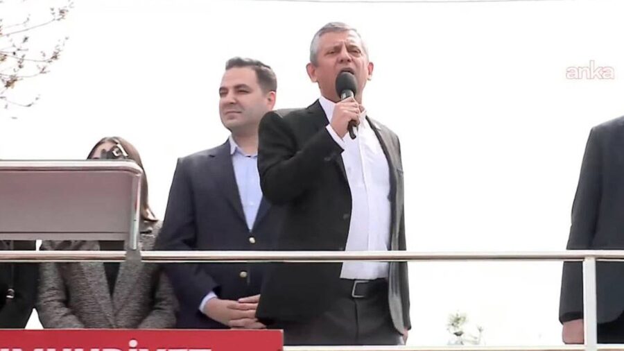 Özel CHP’nin 98. mitinginde: Uşak’ta Cumhuriyeti biz böyle kazandık fotoğrafını gördüm