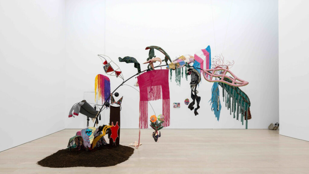 Venedik’te bir selam: Nilbar Güreş’ten ‘Gözlerinizden Öperim’