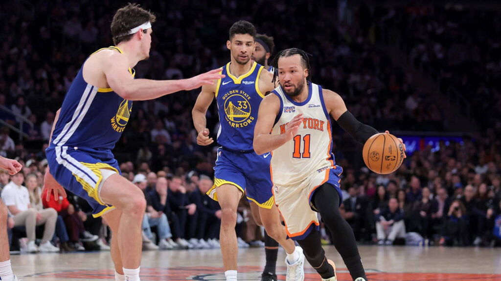 Knicks, Warriors’ı 21 sayı geriden gelerek mağlup etti