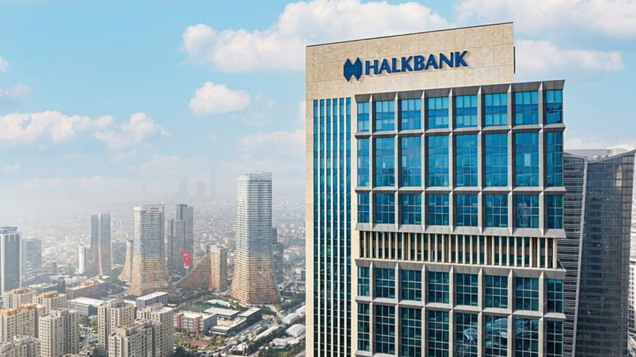 Halkbank kendisini denetletmek için Ernst & Young’ı yetkilendirdi