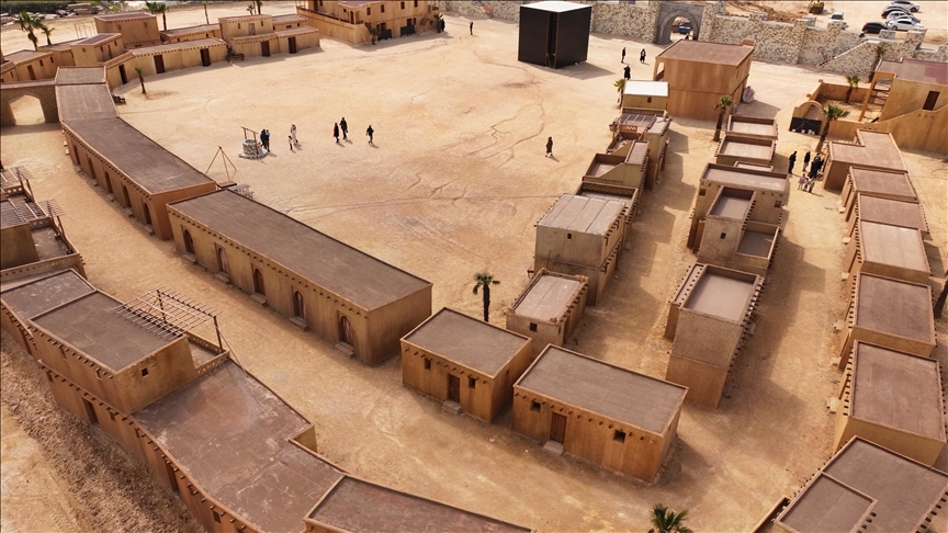 Mekke ve Kabe platosu: Film için kuruldu, kalıcı tema parkına doğru gidiyor