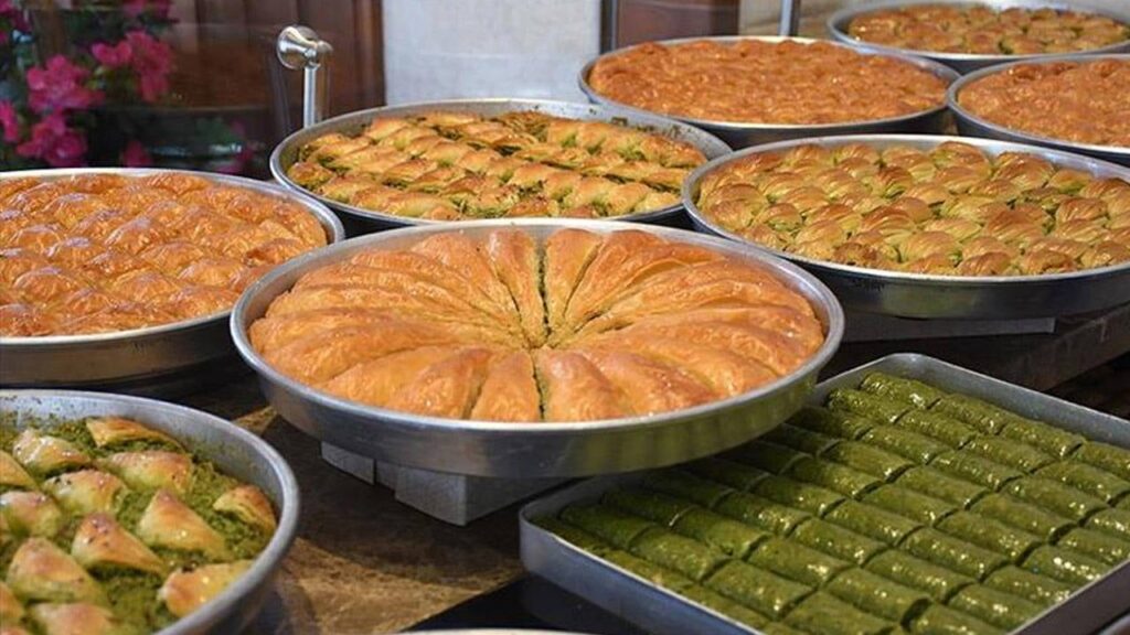 TMSF yönetimindeydi: Türkiye’nin ünlü baklavacısı satışa çıkarıldı