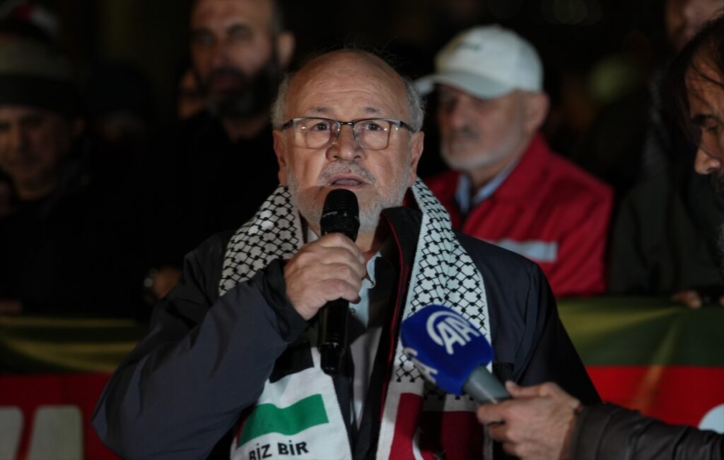 İsrail’in Mescid-i Aksa’yı ibadete kapatması Ankara’da protesto edildi