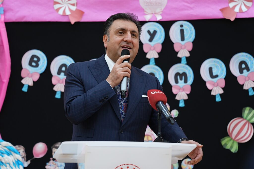 İstanbul Milli Eğitim Müdürlüğünden bayramlaşma programı