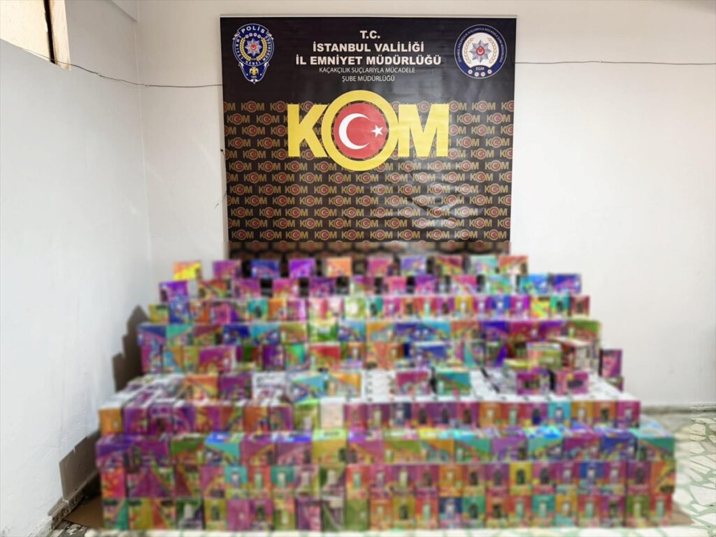 İstanbul’da 20 bin 300 kaçak elektronik sigara ele geçirildi