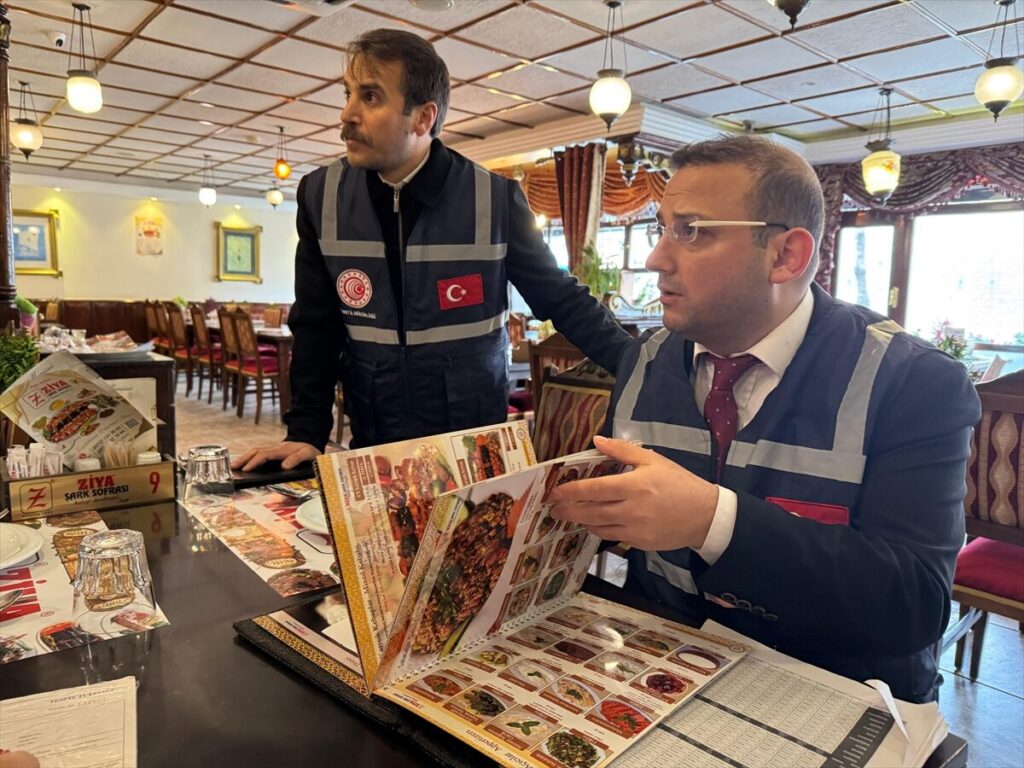 İstanbul’da Ticaret Bakanlığı ekipleri Ramazan Bayramı öncesi denetimlerini sıklaştırdı