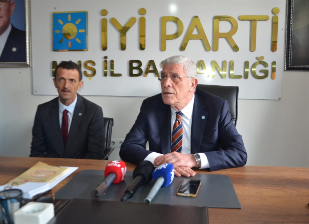 İYİ Parti Genel Başkanı Dervişoğlu, Muş’ta partililerle buluştu: