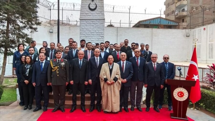 Kahire’de 18 Mart Şehitleri Anma Günü ve Çanakkale Deniz Zaferi dolayısıyla tören düzenlendi