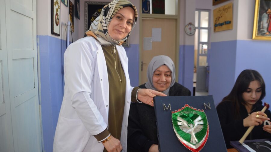 Kanseri yenen kadın mesleki kurslarla hayata tutundu